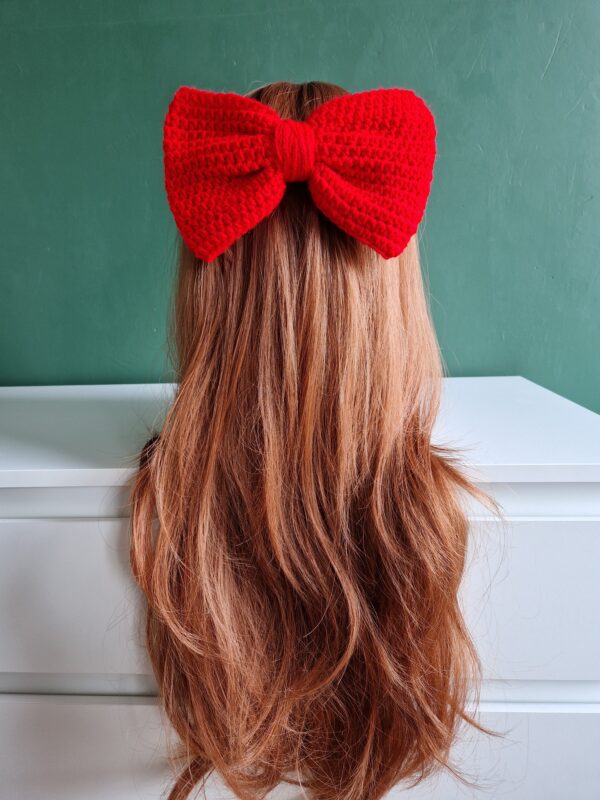 Crochet Hair Bow - Red (large)